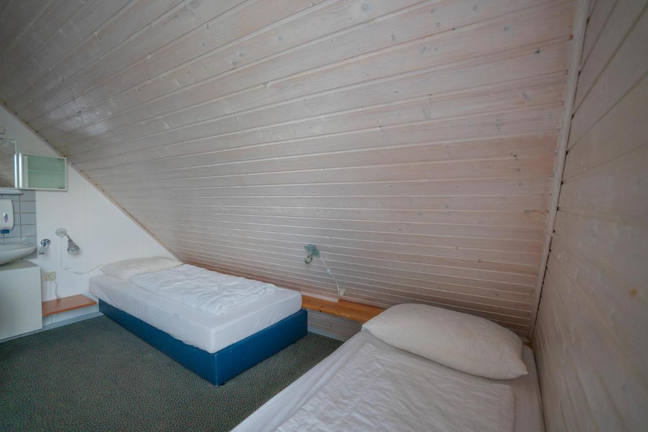 Ferienhaus "Gestiefelter Kater" Am See Im Bergland Kirchheim  Kültér fotó