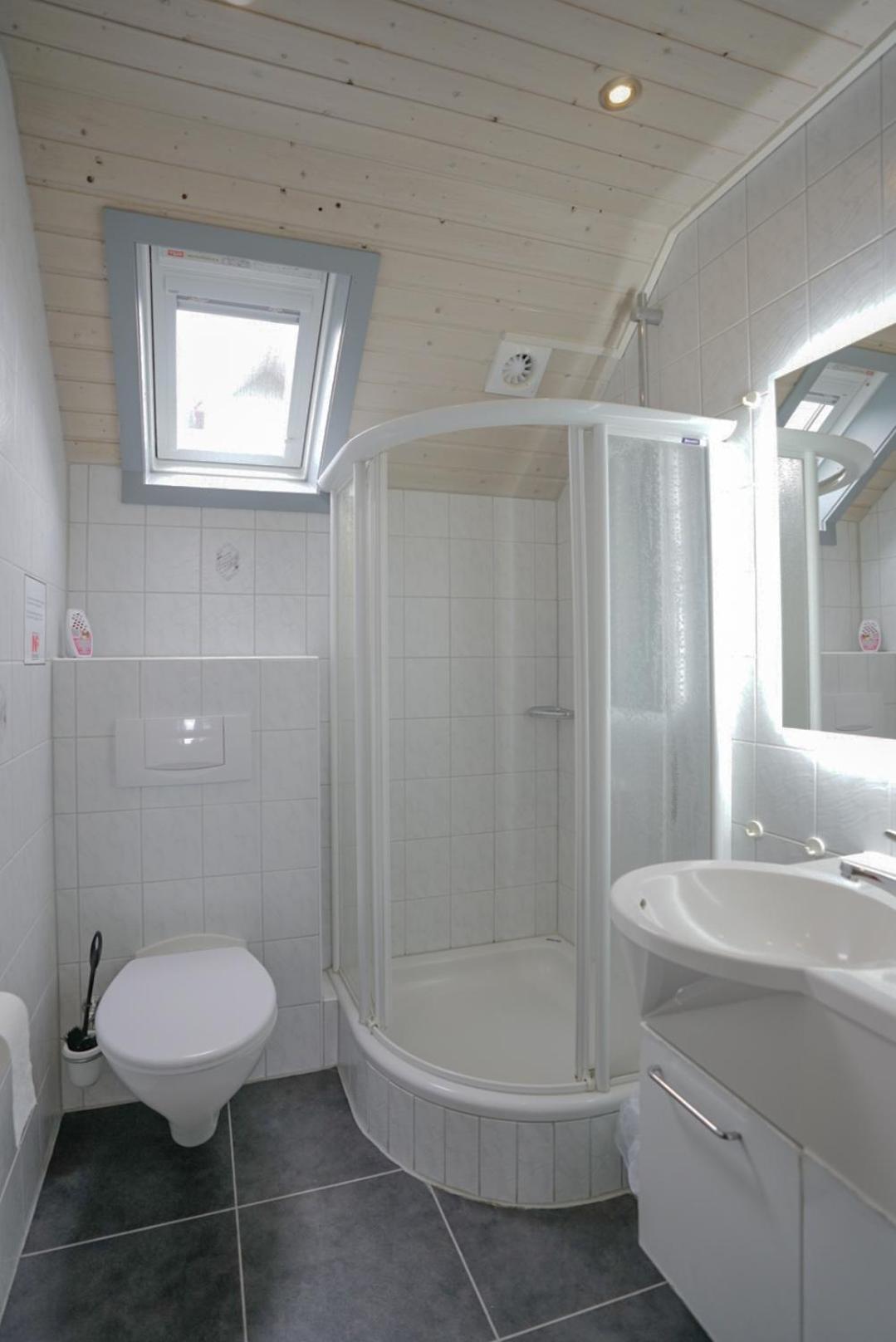Ferienhaus "Gestiefelter Kater" Am See Im Bergland Kirchheim  Kültér fotó